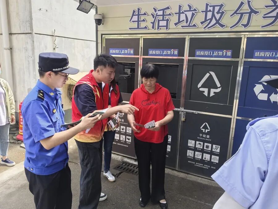 6.1万人打分，满意度89.54分，数字背后上海城管执法回应了哪些期待？