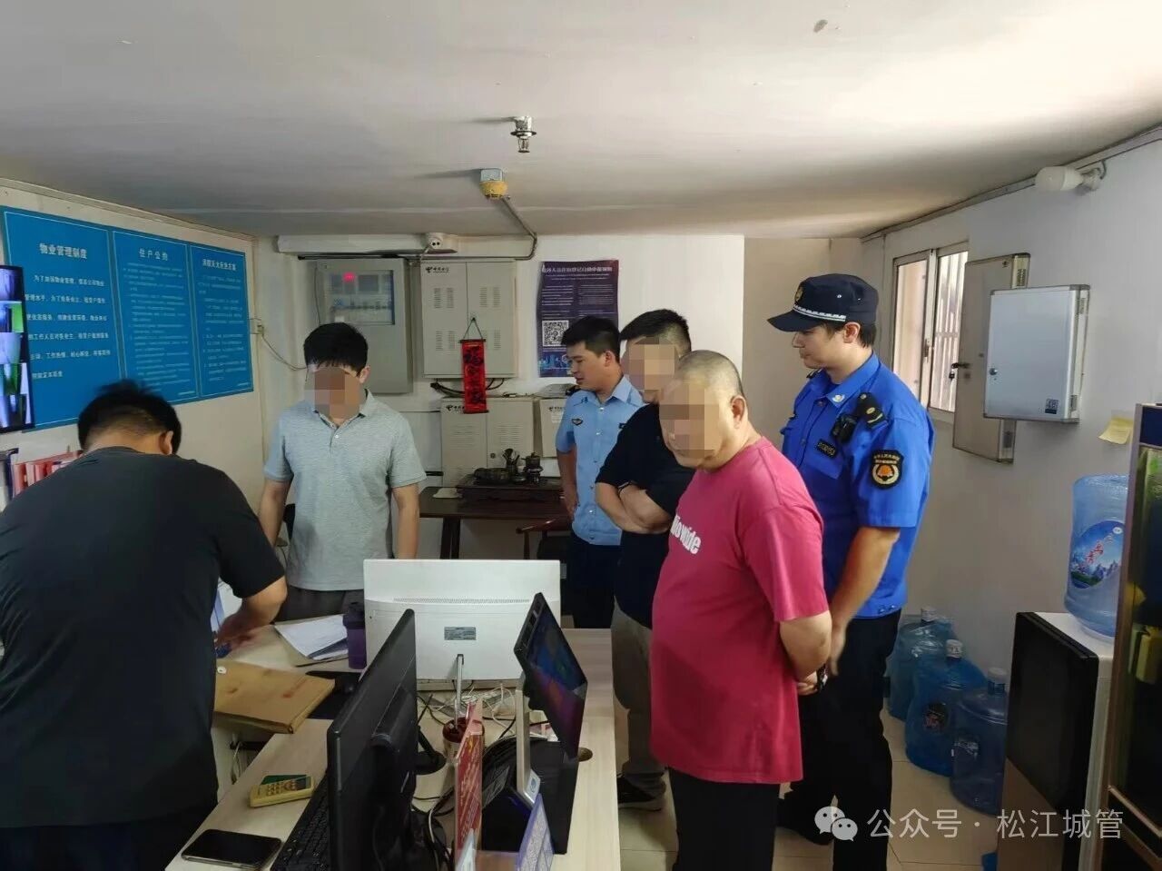 松江城管开展市场化集中出租房屋联合检查